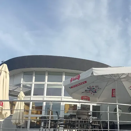 Miodowy Guest house Dzierzoniow